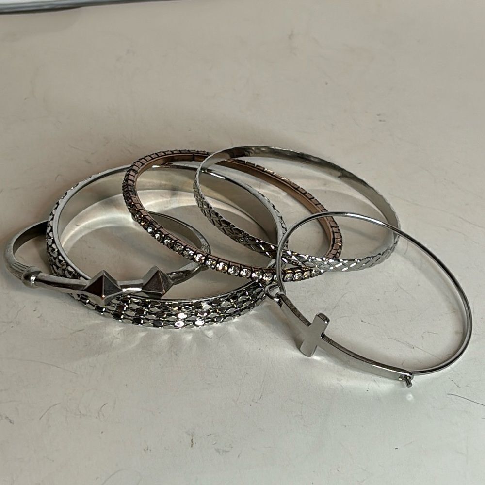 Silver Tone Stack Of Assorted Bangle Bracelets Rh… - image 2